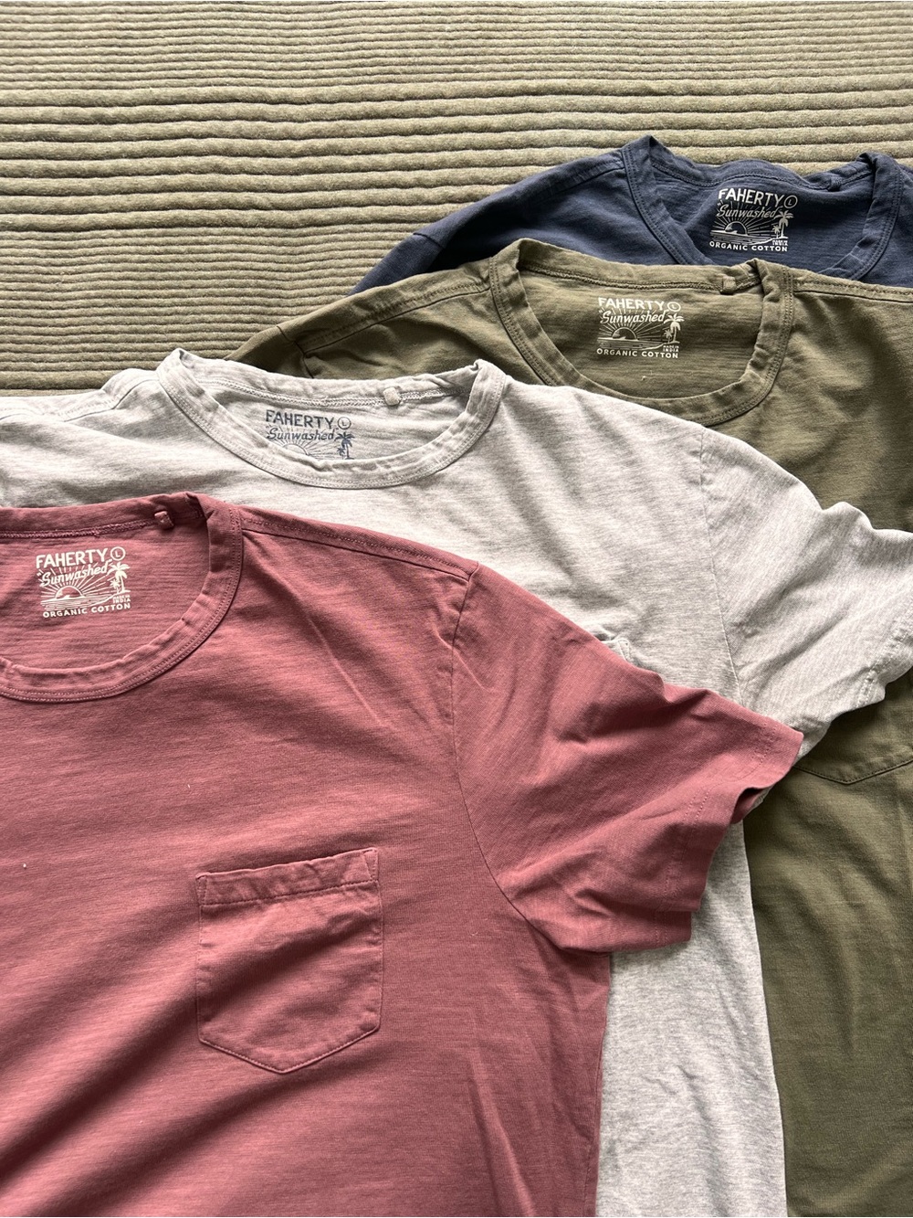 Men’s Faherty Sunwashed cotton tees - bundle of 4!